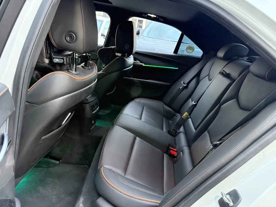 Cadillac CT4