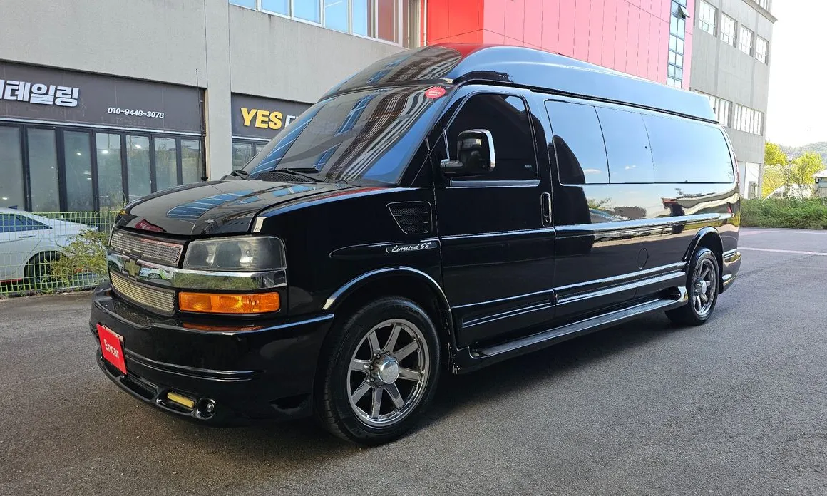Chevrolet Express Van