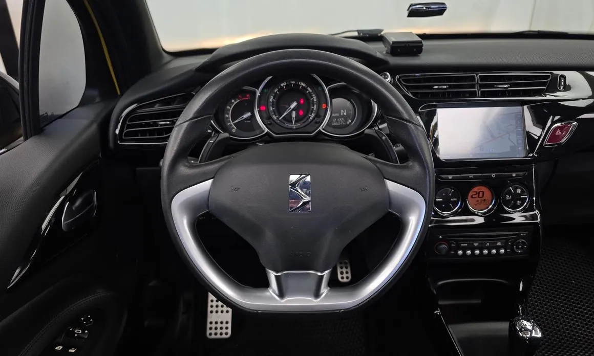 Citroen-DS DS3