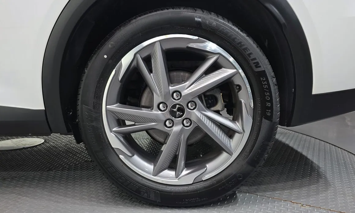 Citroen-DS DS7