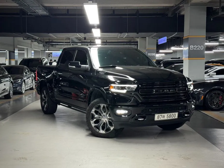 Dodge Ram Pick Up