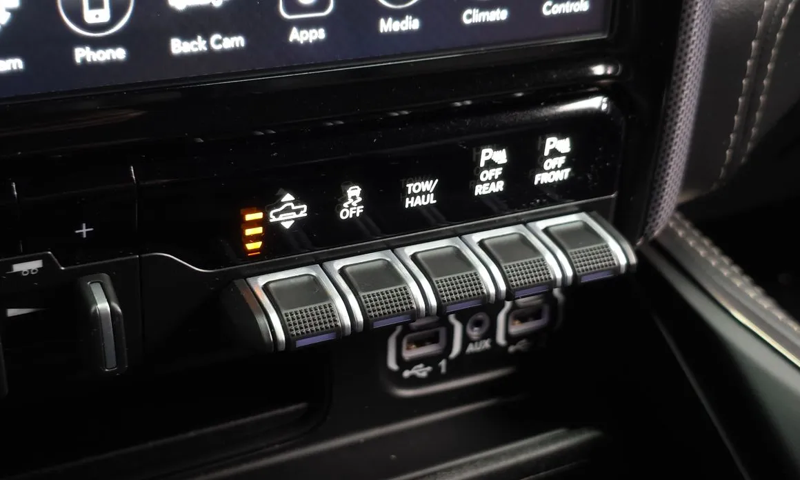 Dodge Ram Pick Up