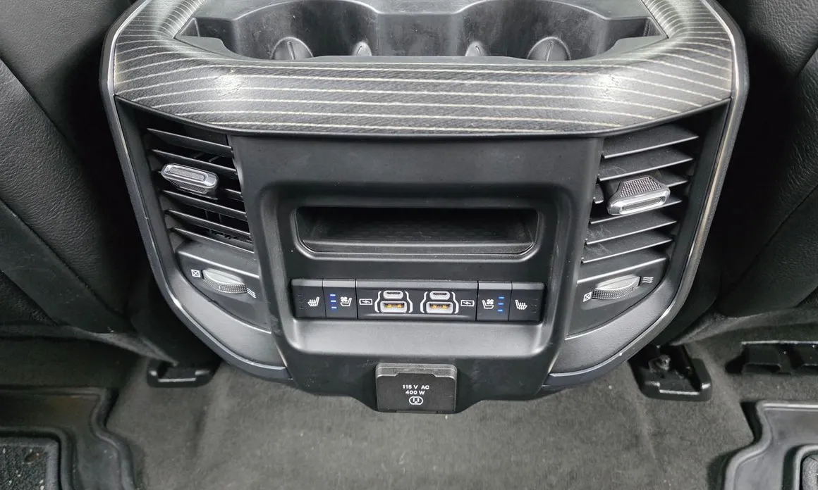 Dodge Ram Pick Up