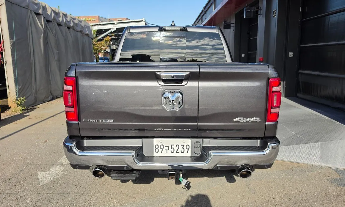 Dodge Ram Pick Up