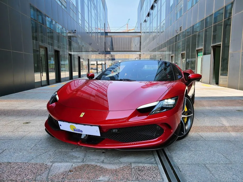 Ferrari 296