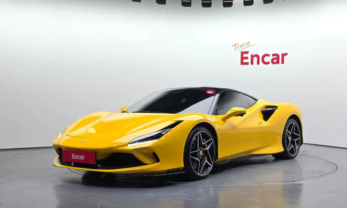 Ferrari F8