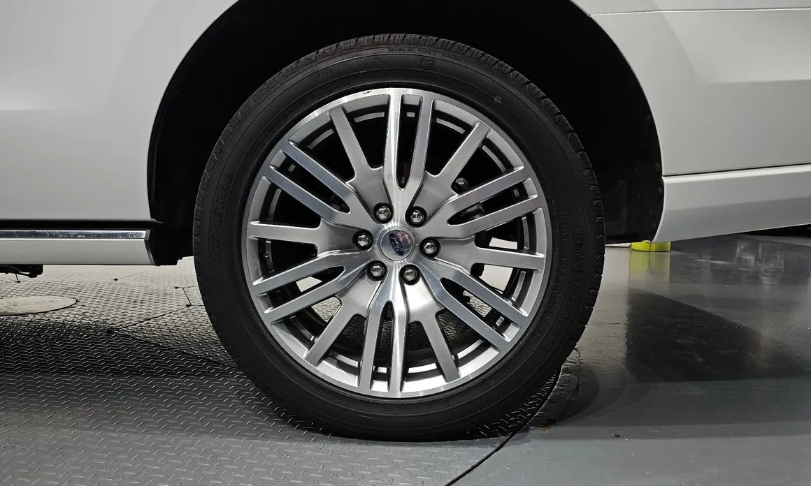 Ford Expedition