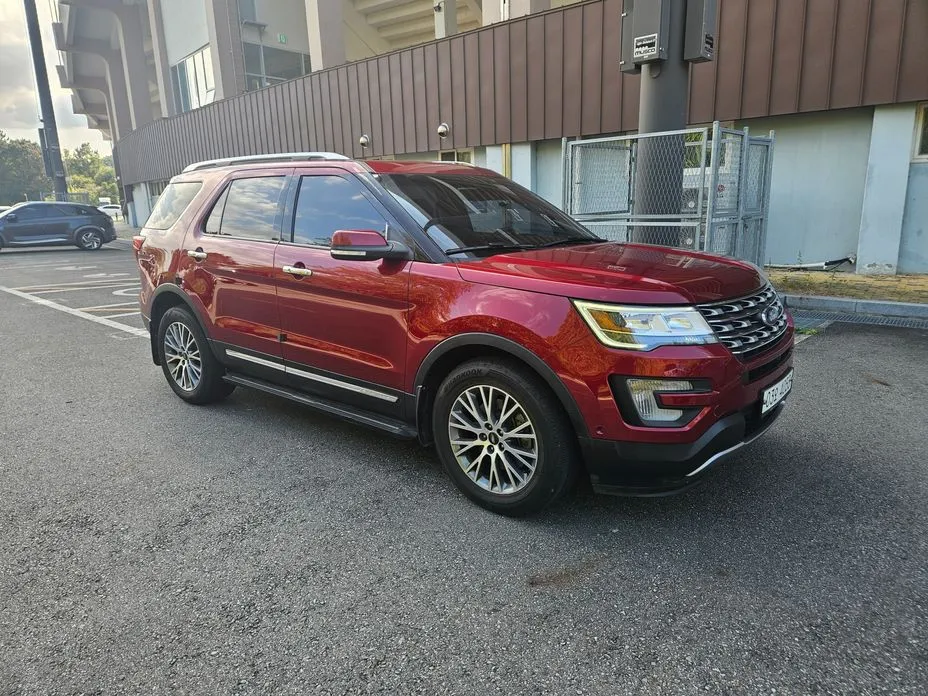 Ford Explorer