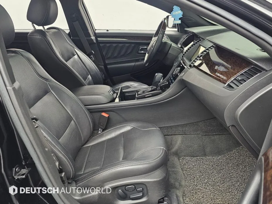 Ford Taurus