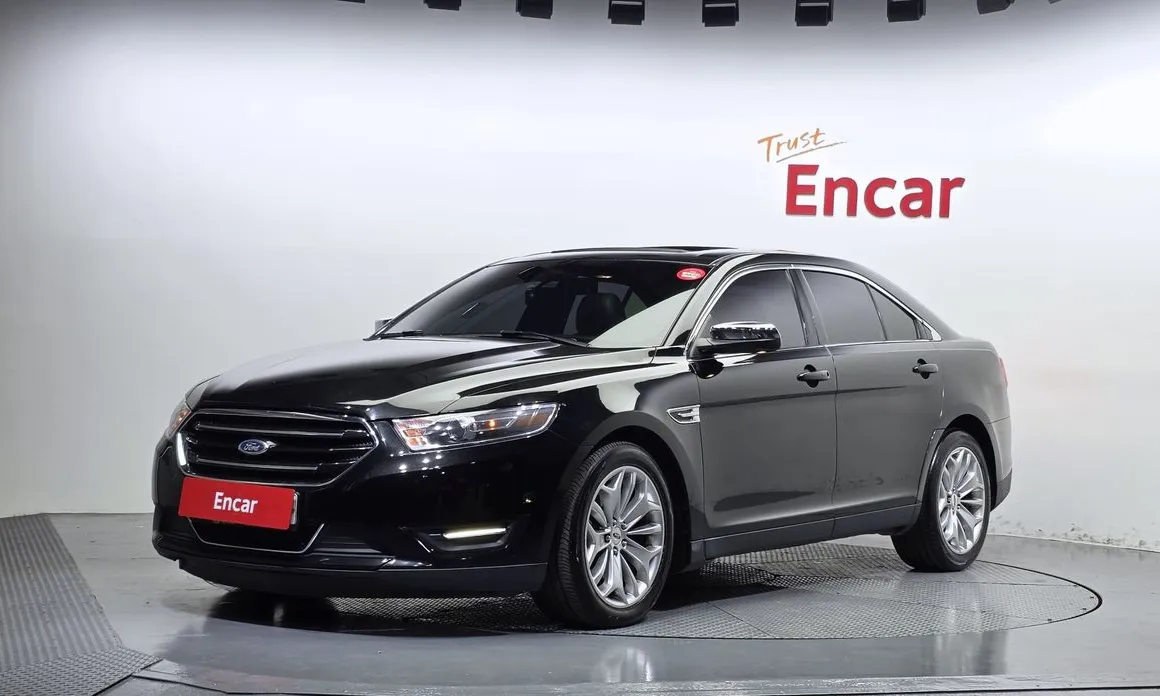 Ford Taurus