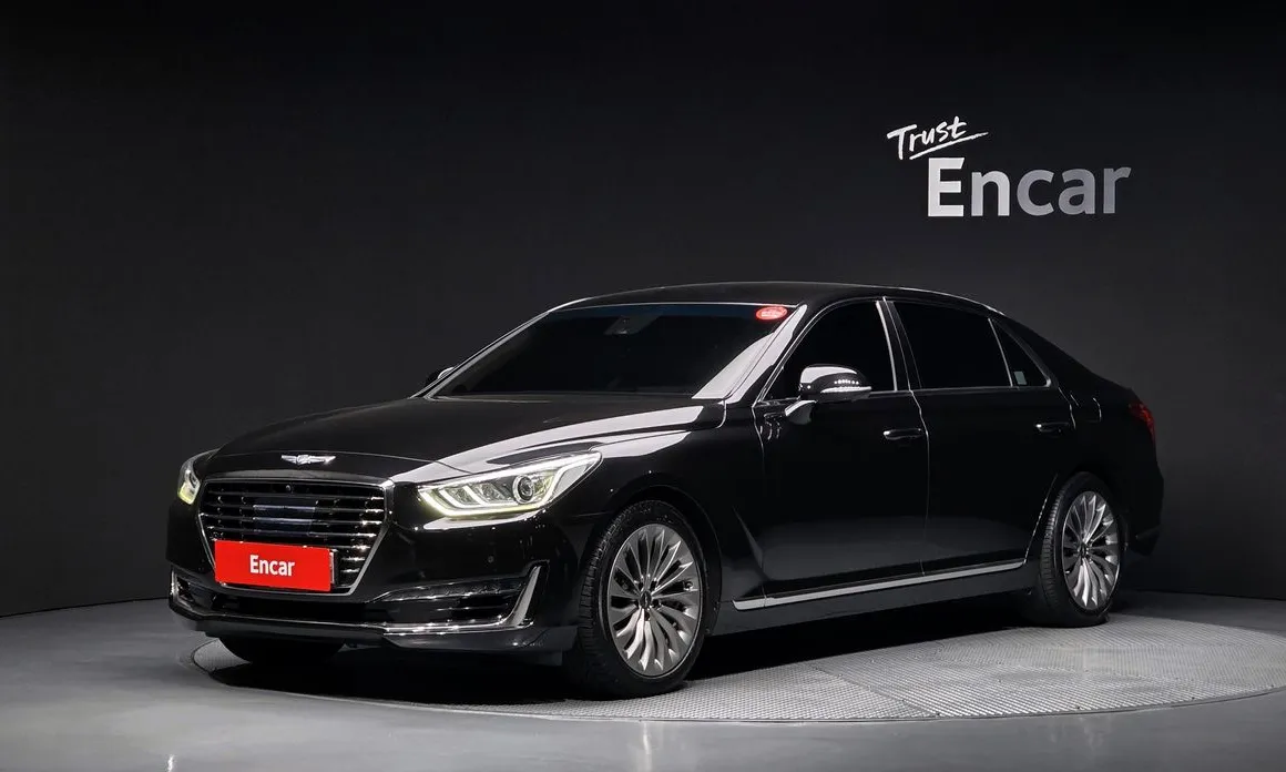 Genesis EQ900
