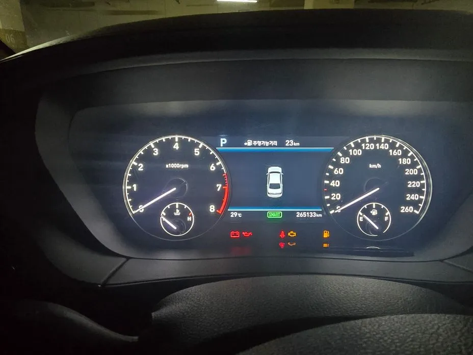 Genesis EQ900