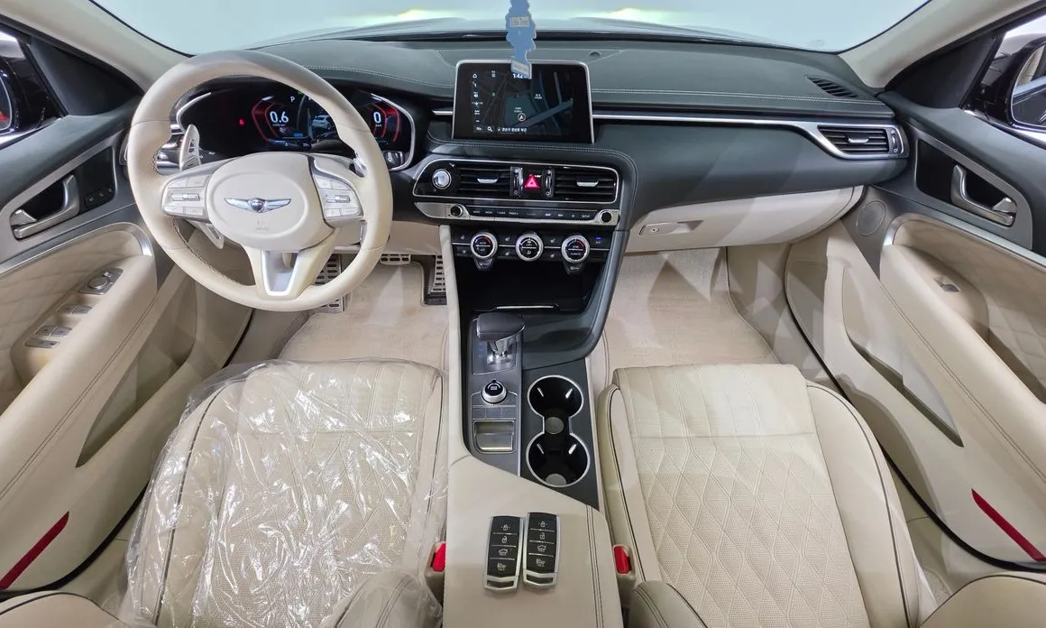 Genesis G70