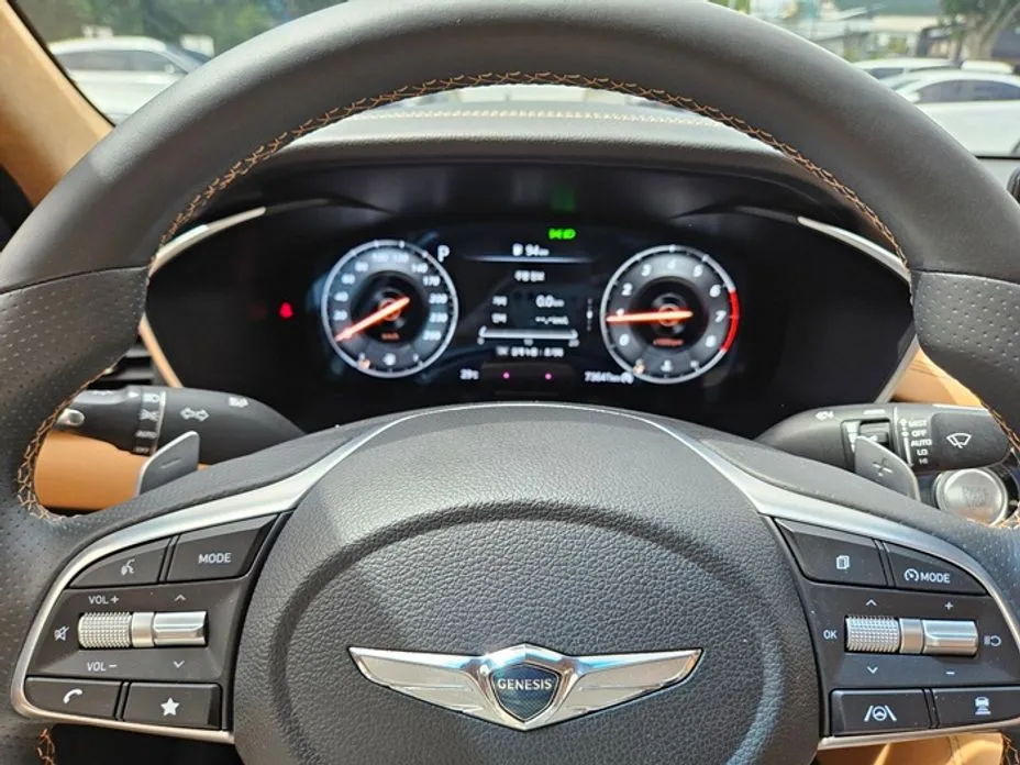 Genesis G70