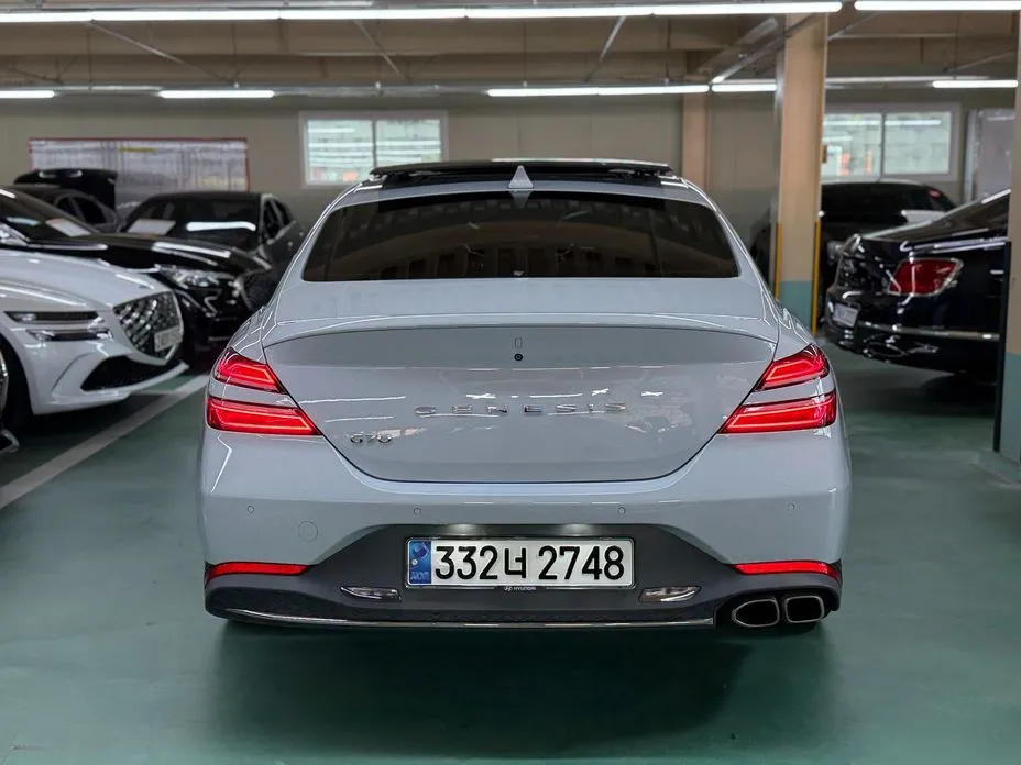 Genesis G70