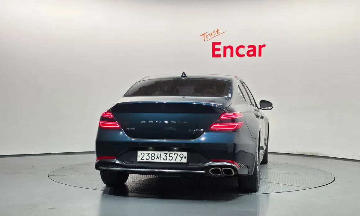 Genesis G70