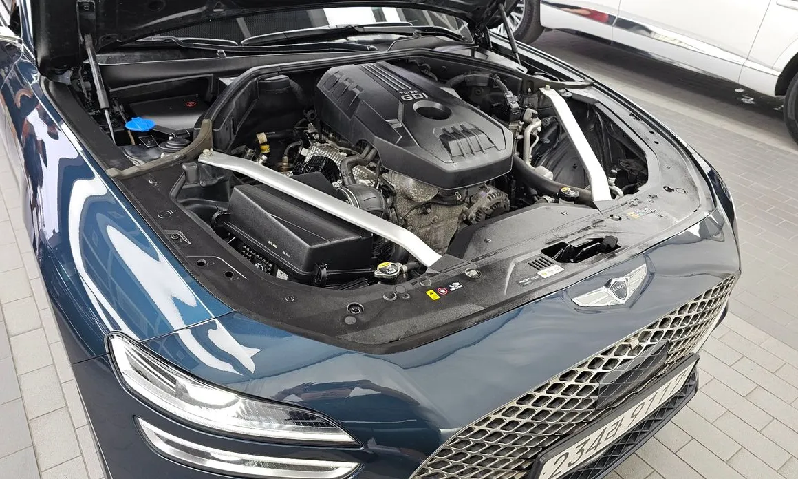 Genesis G70