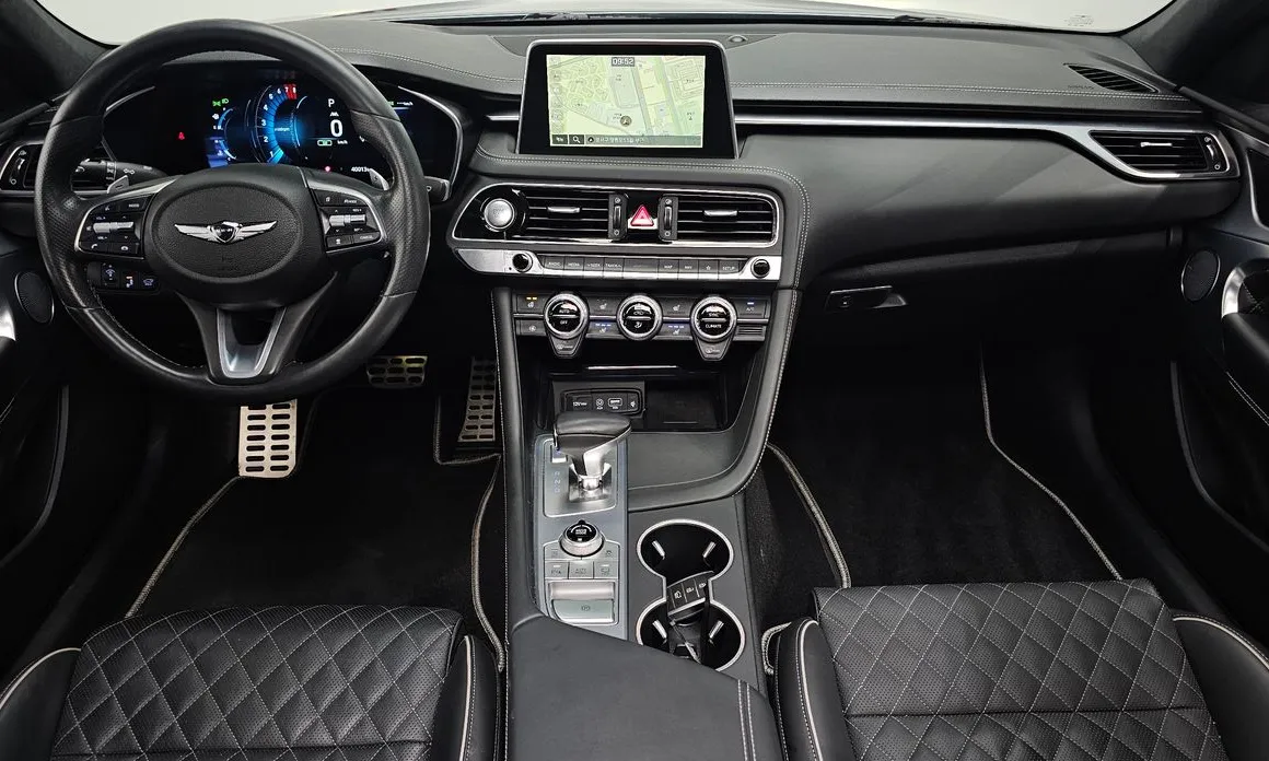 Genesis G70