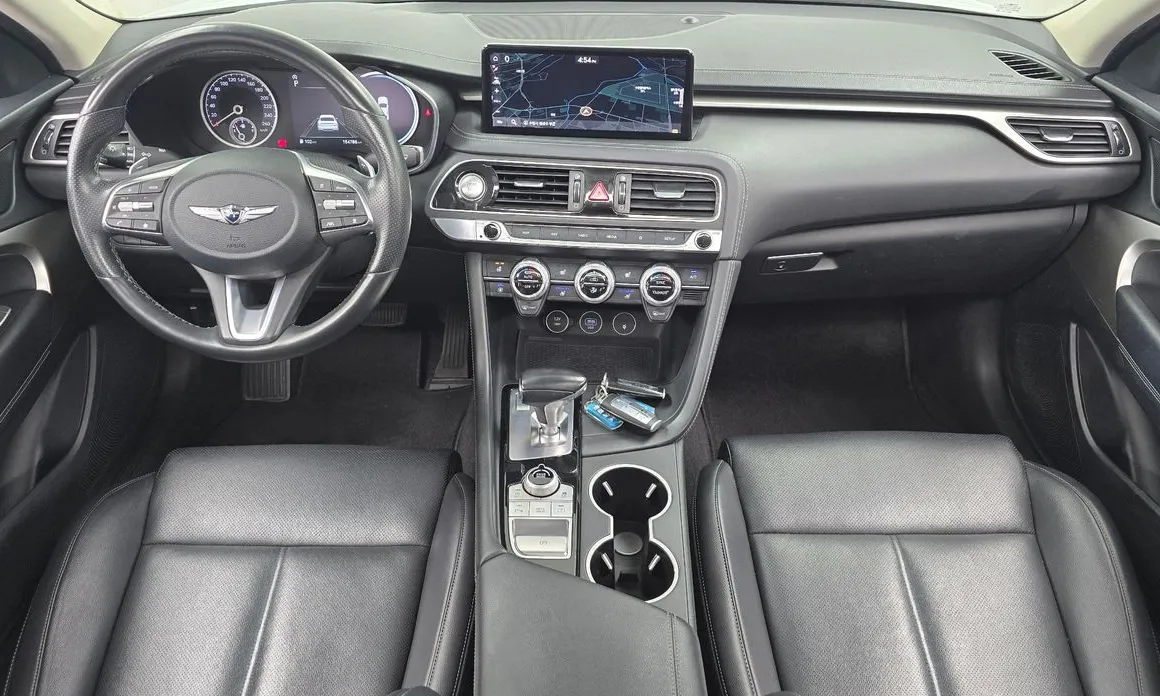 Genesis G70