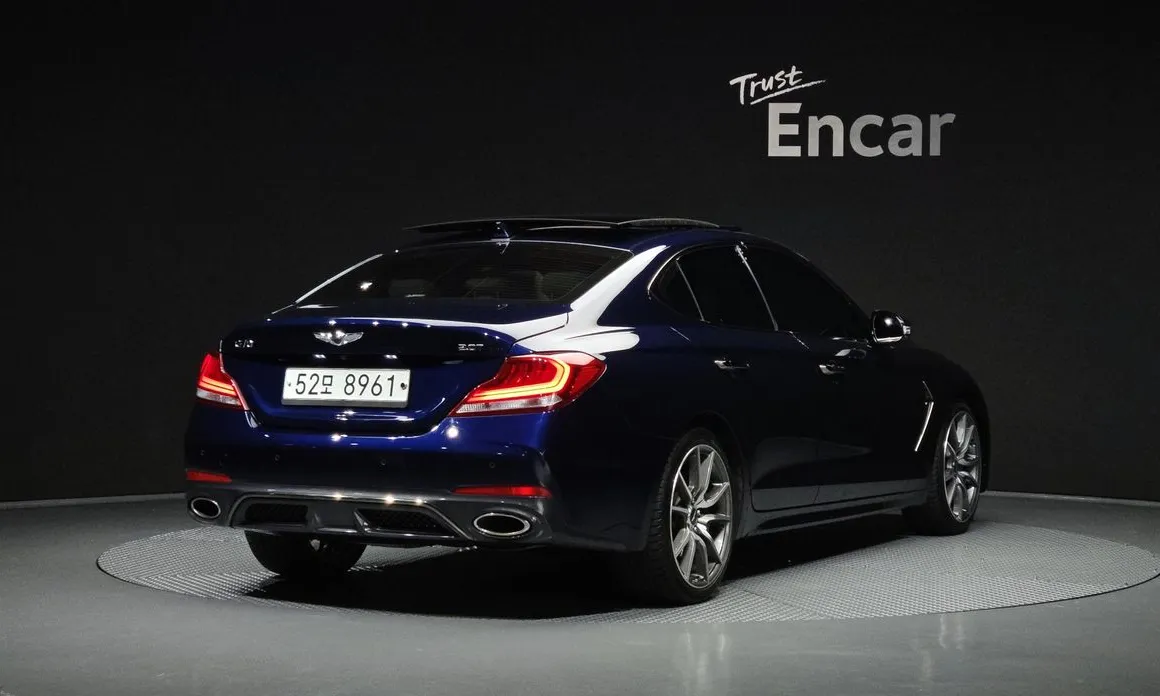 Genesis G70