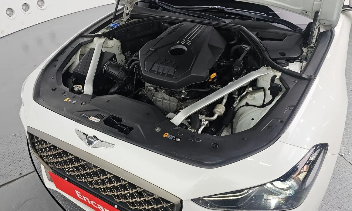 Genesis G70