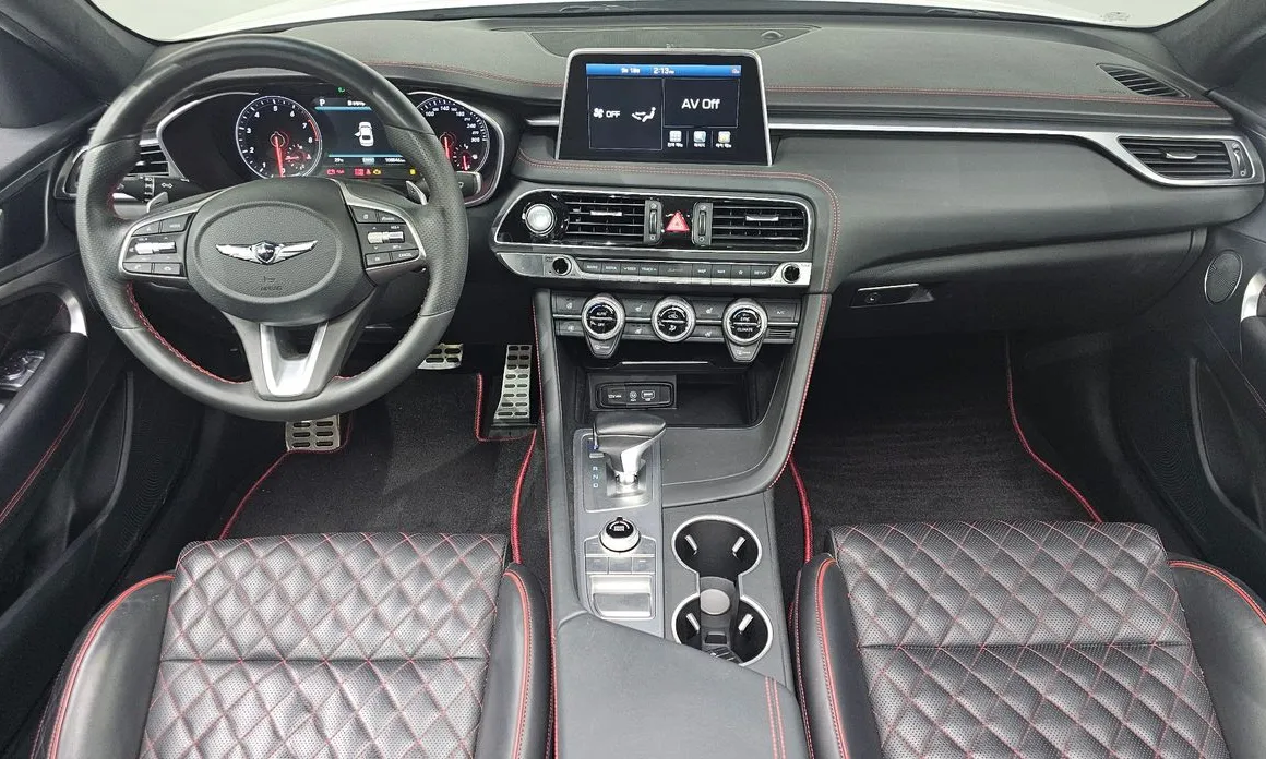 Genesis G70