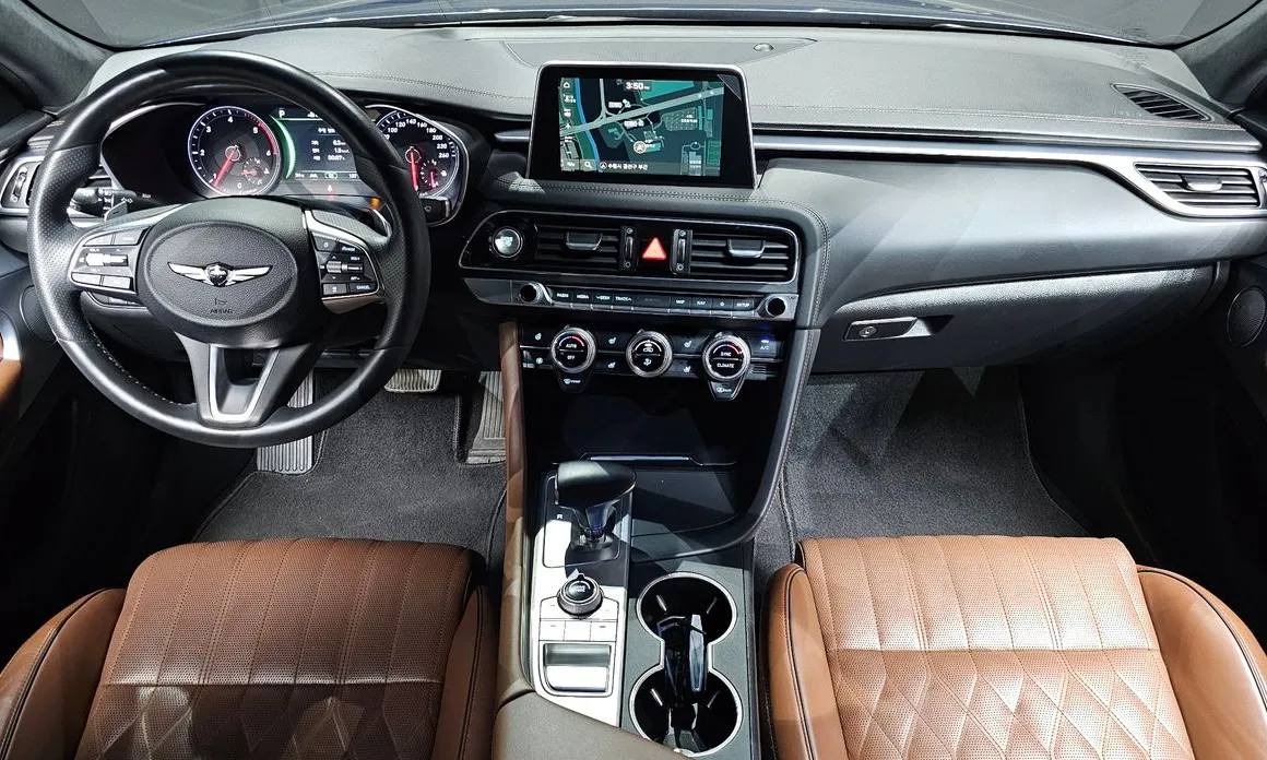 Genesis G70