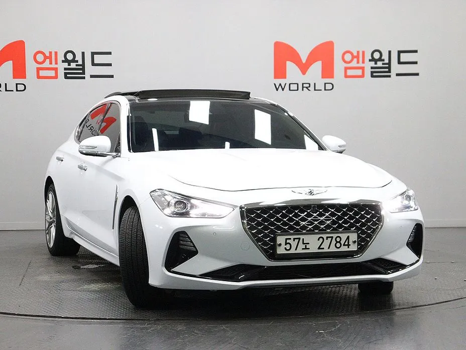 Genesis G70