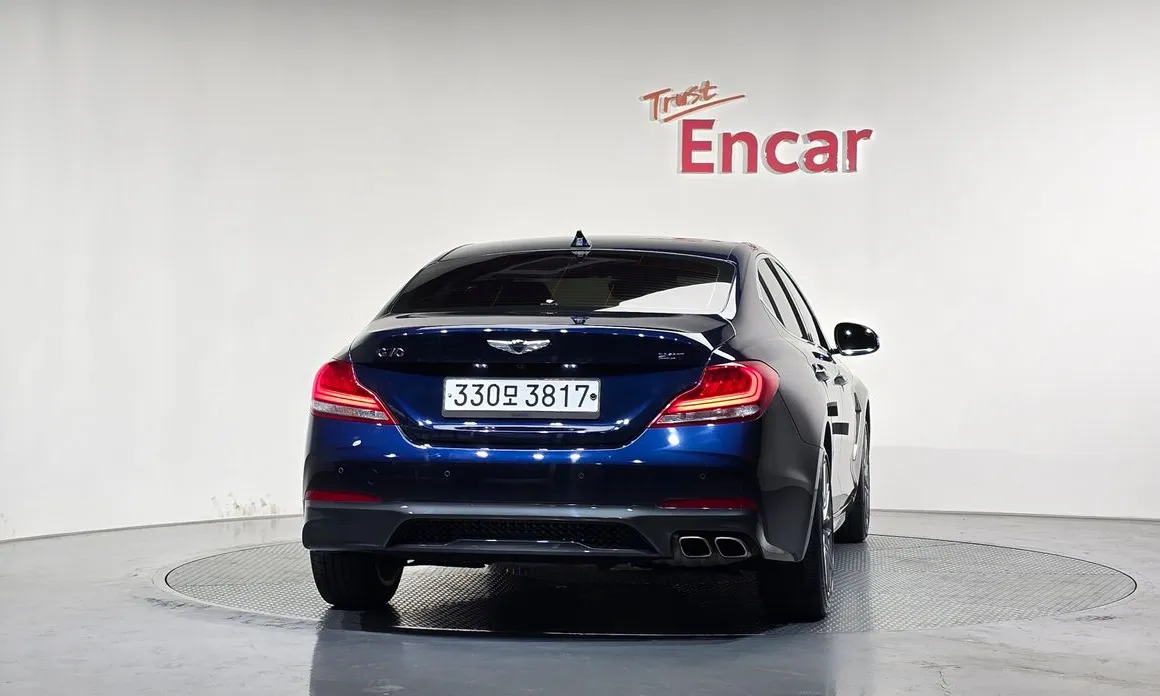 Genesis G70