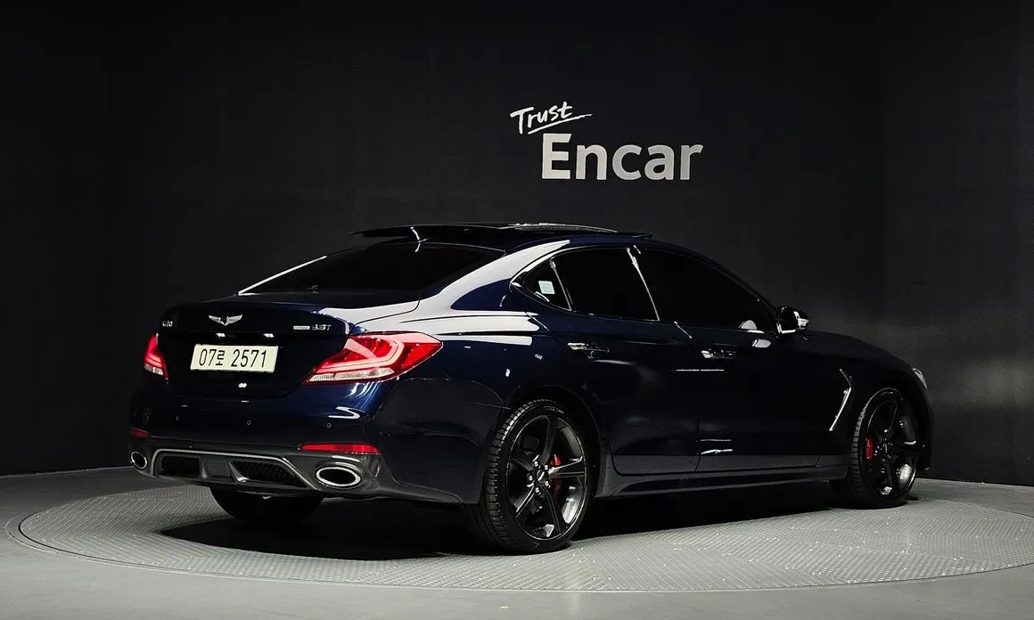 Genesis G70