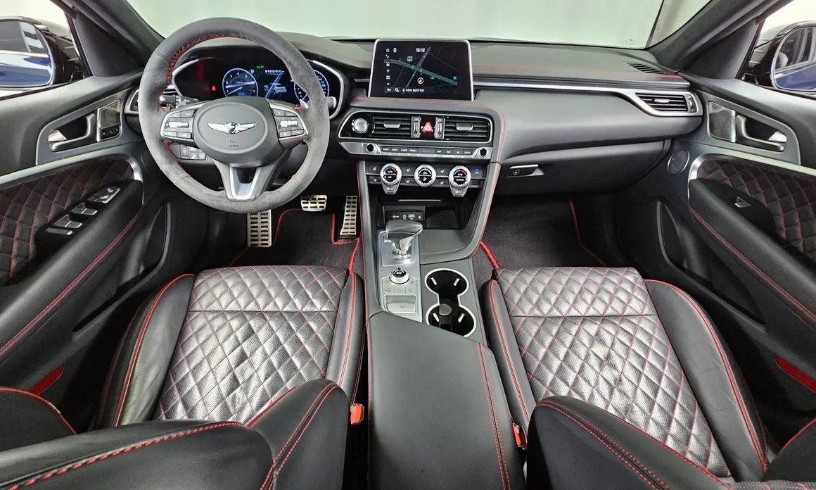 Genesis G70