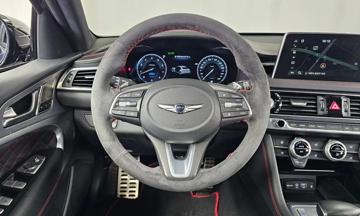 Genesis G70