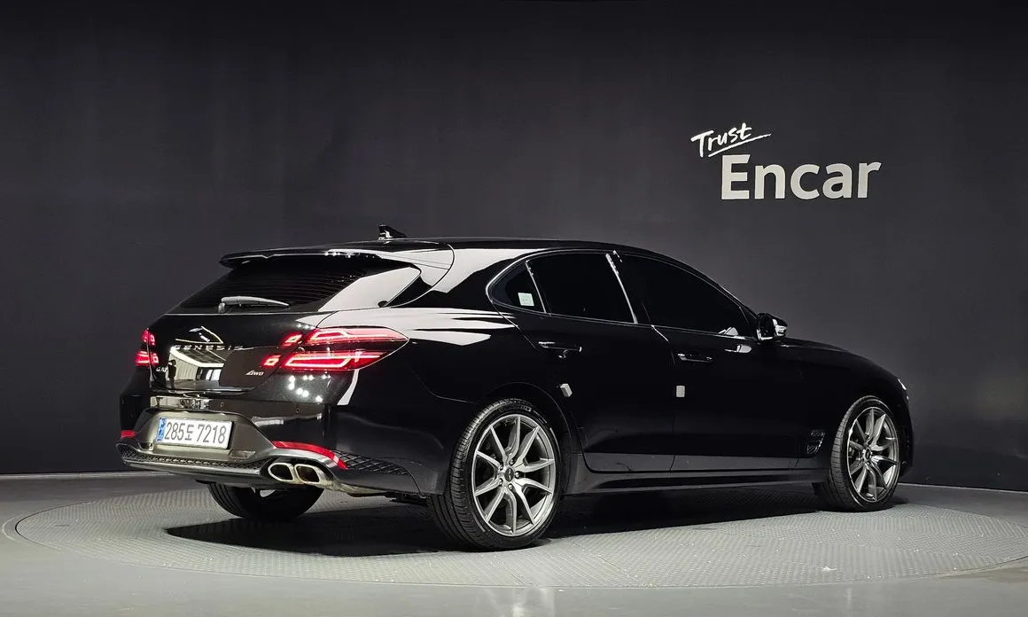 Genesis G70
