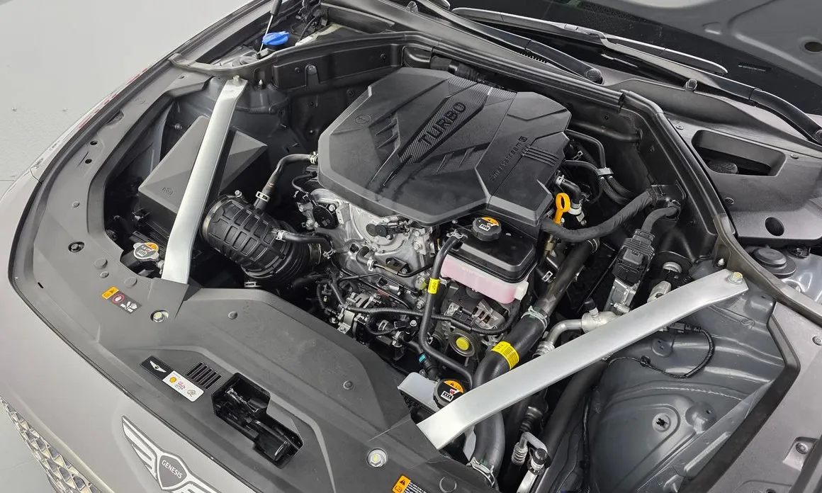 Genesis G70