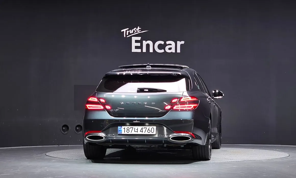 Genesis G70