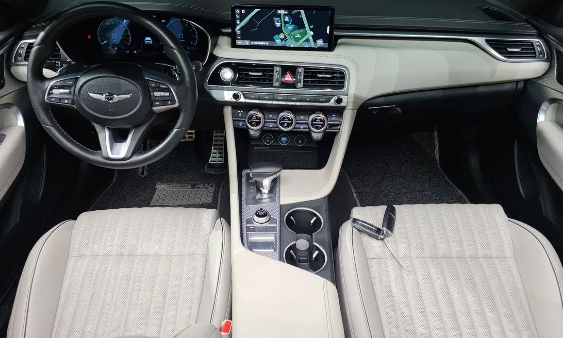 Genesis G70