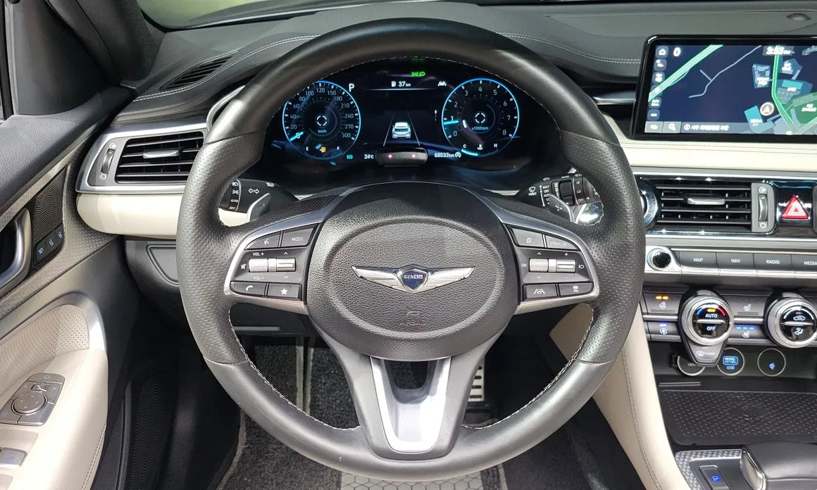 Genesis G70