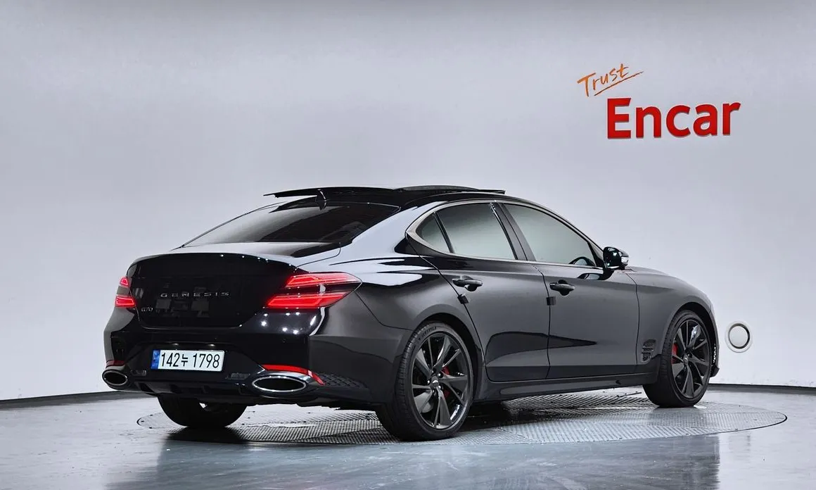 Genesis G70