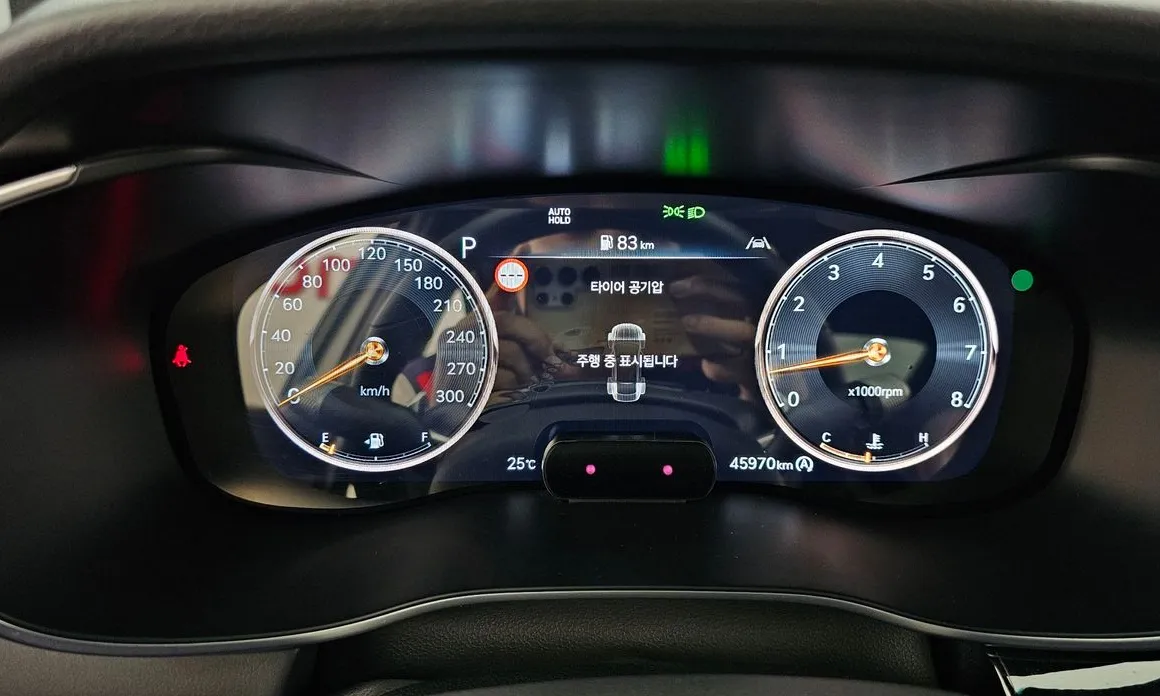 Genesis G70