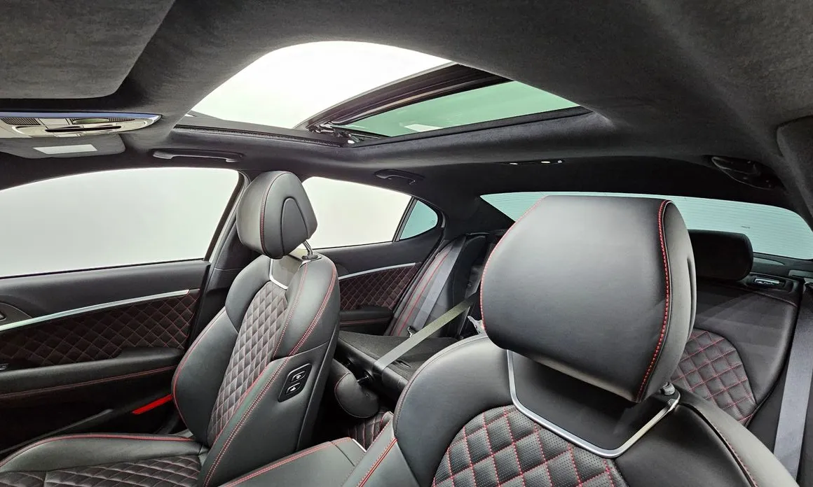 Genesis G70