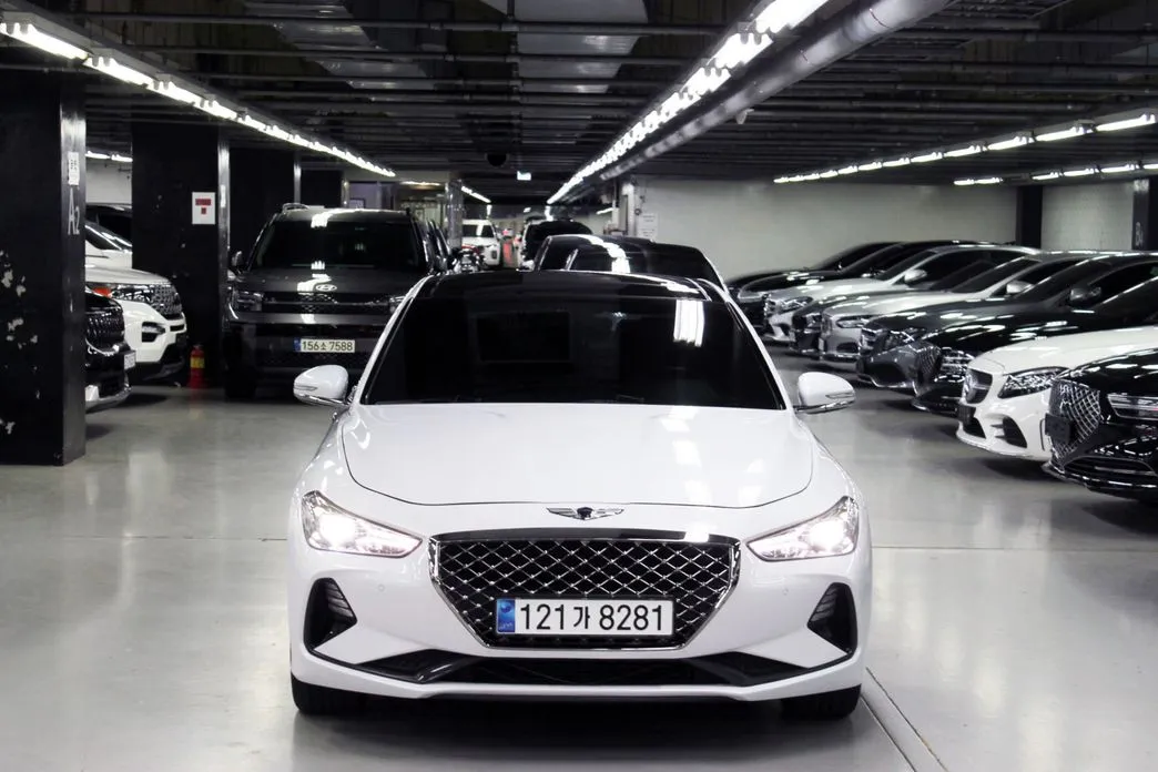 Genesis G70