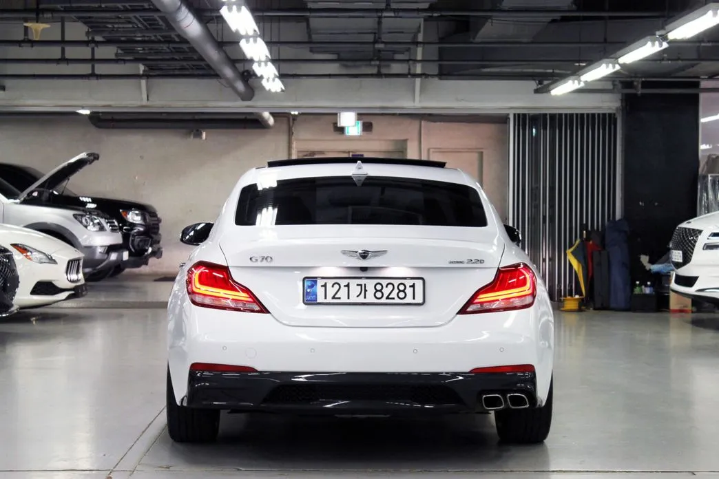 Genesis G70