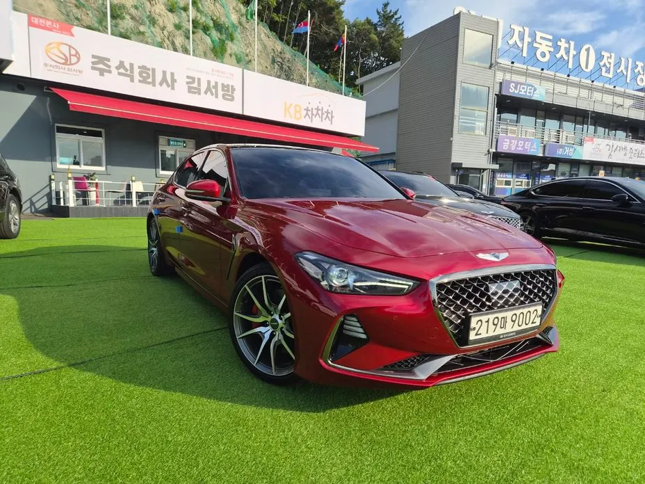 Genesis G70
