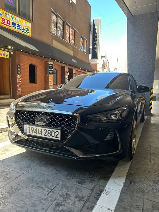 Genesis G70