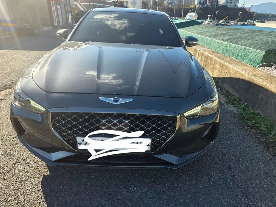 Genesis G70