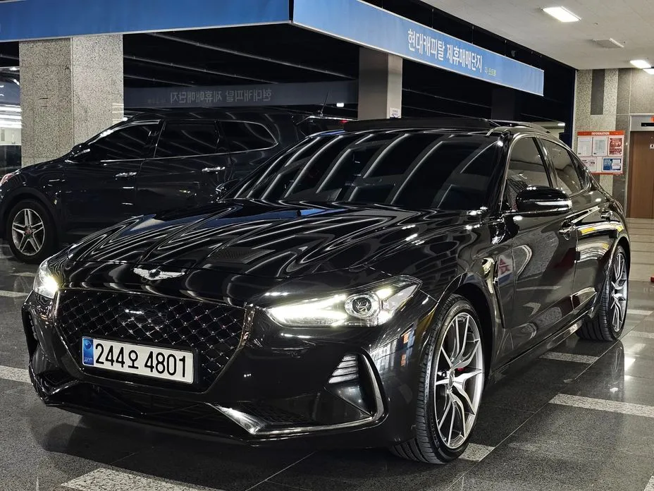 Genesis G70