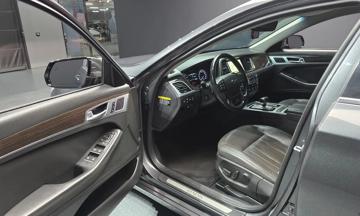 Genesis G80