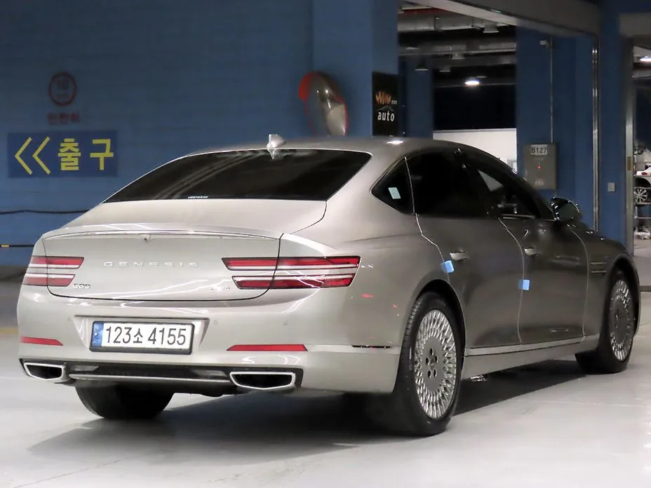 Genesis G80