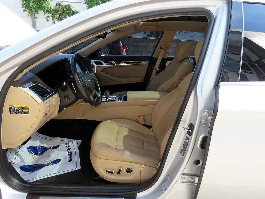 Genesis G80