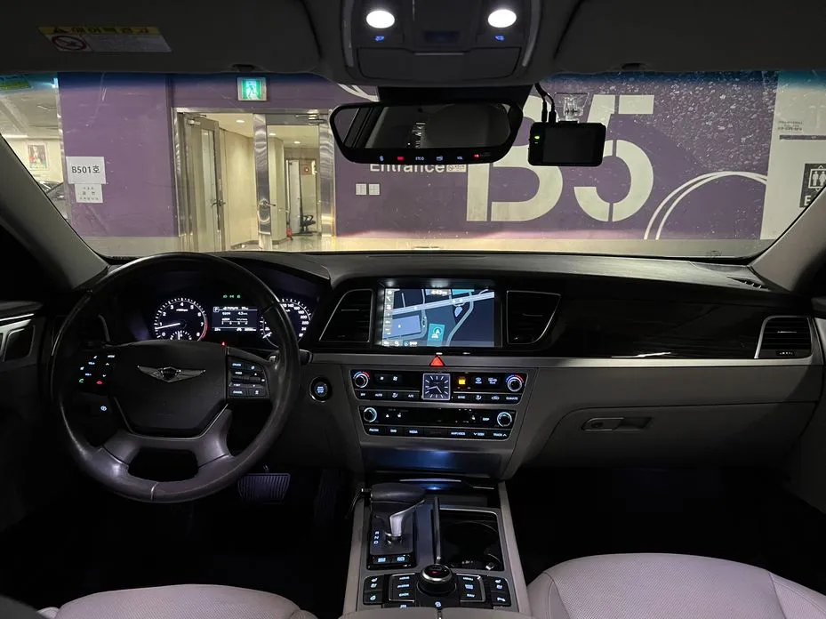 Genesis G80